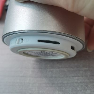 CE ROHS zertifizierte tragbare Bluetooth-Lautsprecher Handfrei 69x69x42mm