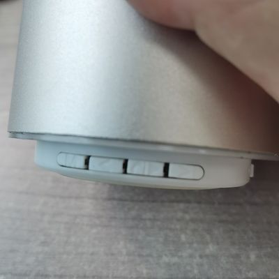Benutzerdefiniertes Logo Kleiner Bluetooth-Lautsprecher Kleiner runder Bluetooth-Lautsprecher