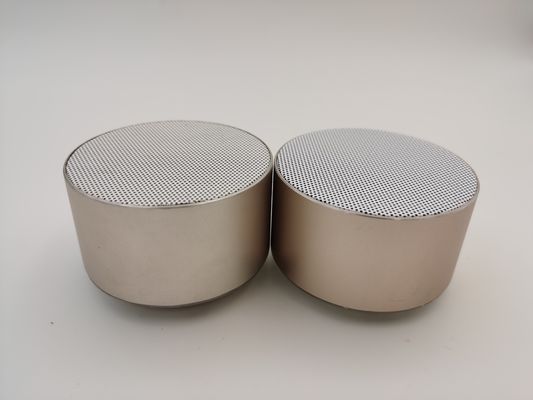 CE ROHS zertifizierte tragbare Bluetooth-Lautsprecher Handfrei 69x69x42mm