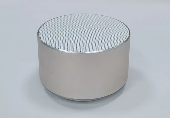 Multifunktionale tragbare Mini-Wireless-Lautsprecher mit AUX