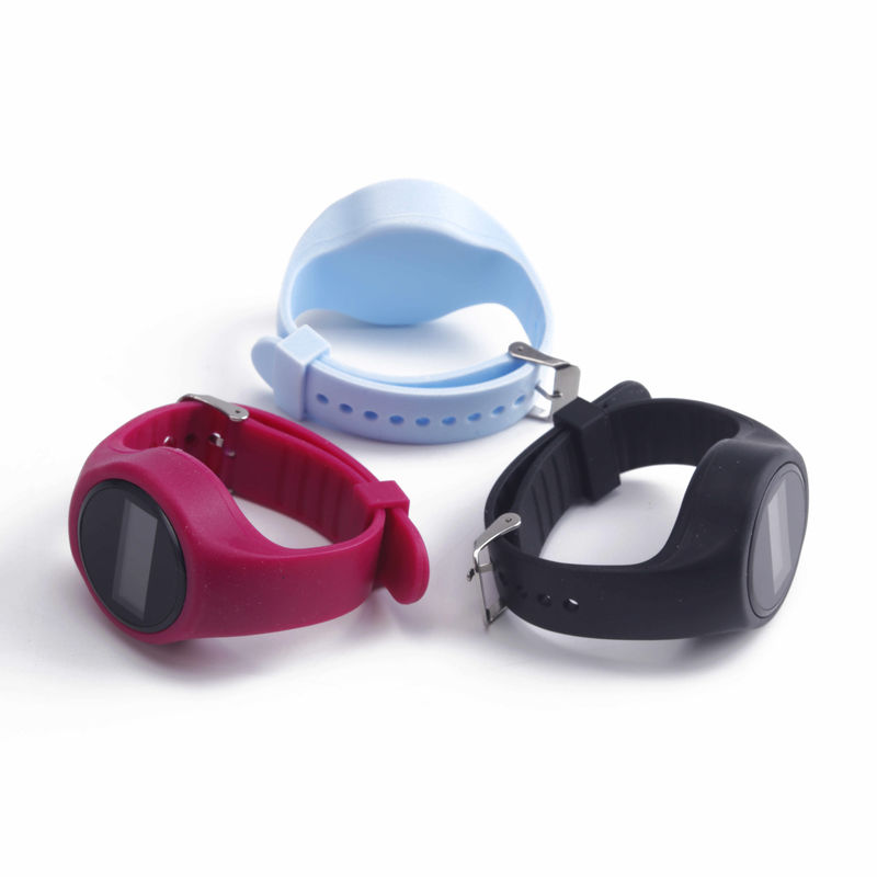 EMC ROHS Reach zertifizierte Schlanke Schrittmesser Armband Entfernung bis 1999.99Km/1263.99Miles
